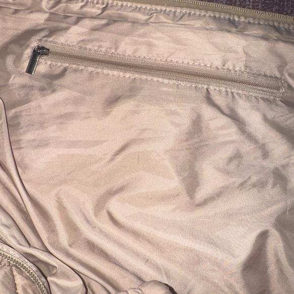 Roberto Coin Cream Quilted Tote Bag - Picture 9 of 12